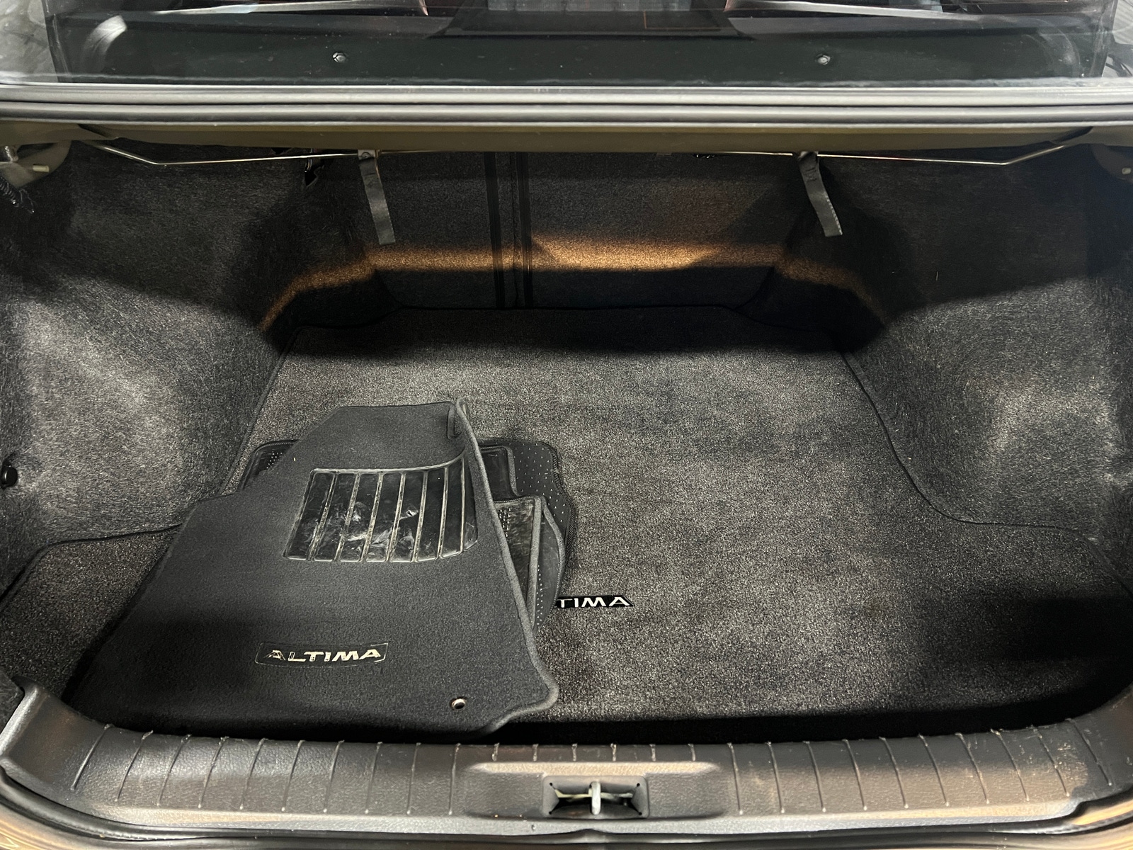 Thumbnail: 2017 Nissan Altima - 6