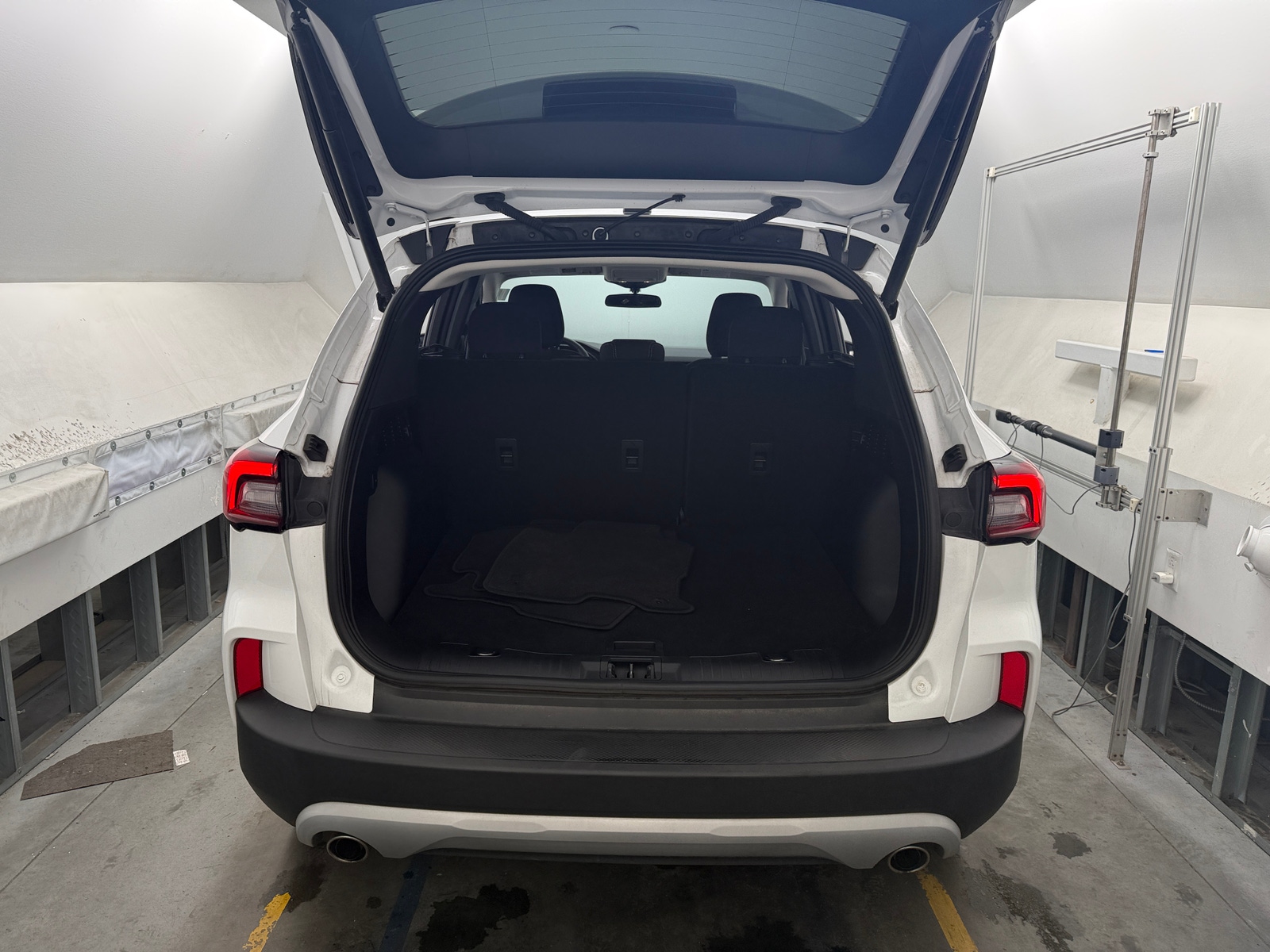 Thumbnail: 2023 Ford Escape - 7