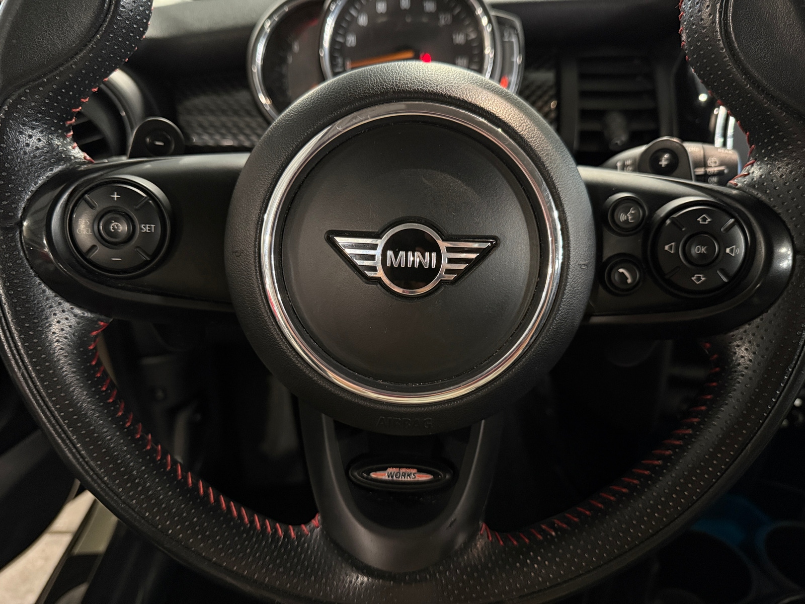 Thumbnail: 2020 MINI Cooper Hardtop - 4