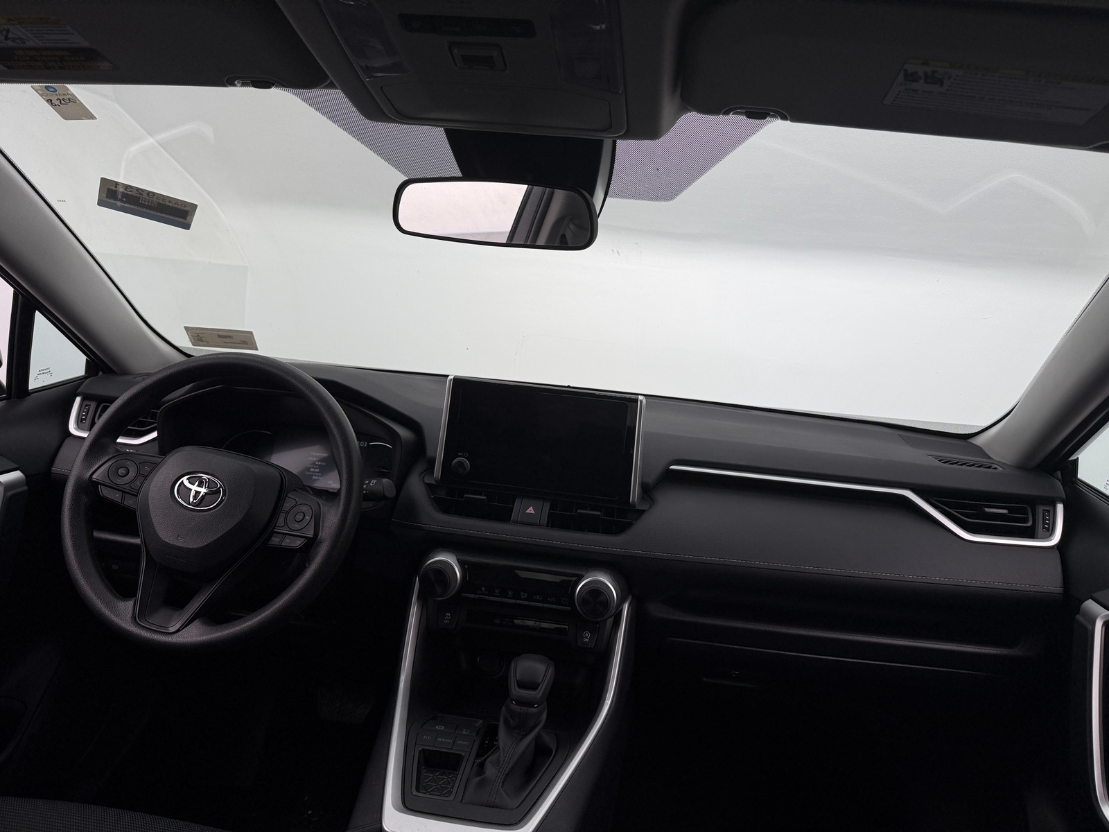 Thumbnail: 2025 Toyota RAV4 - 3