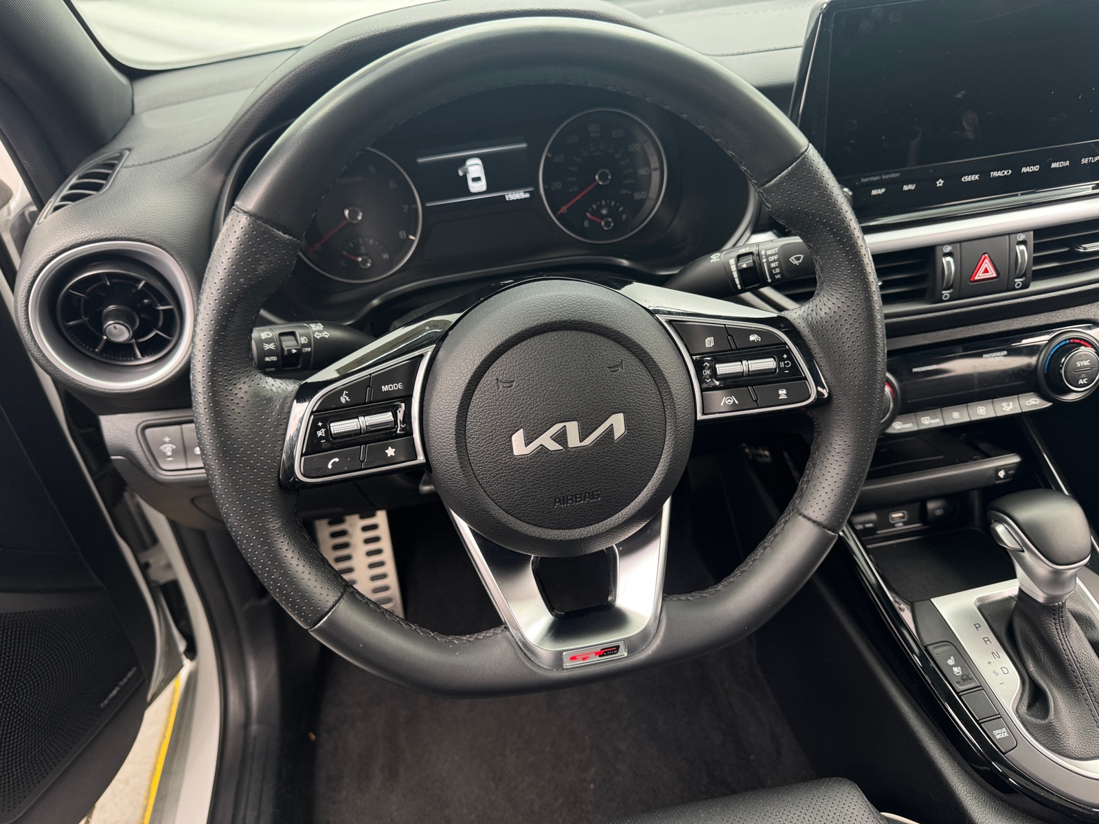 Thumbnail: 2024 Kia Forte - 5