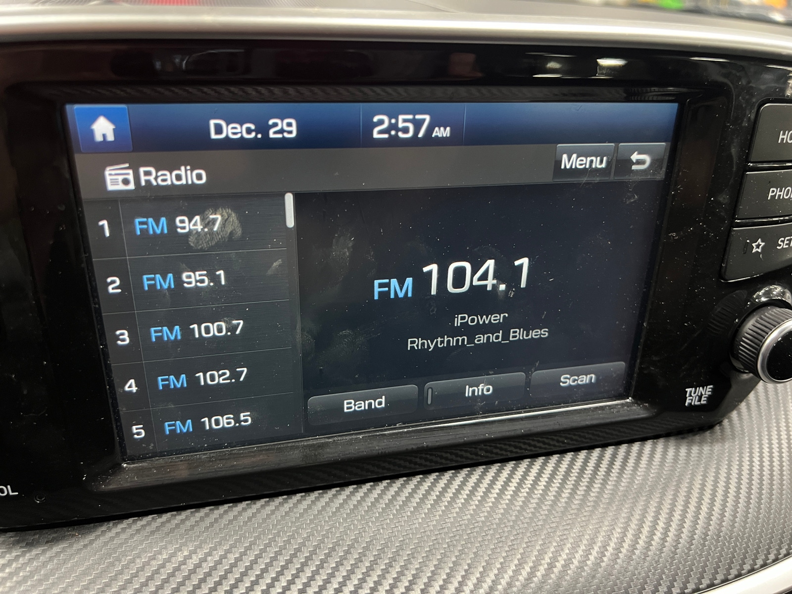 Thumbnail: 2020 Hyundai Tucson - 4