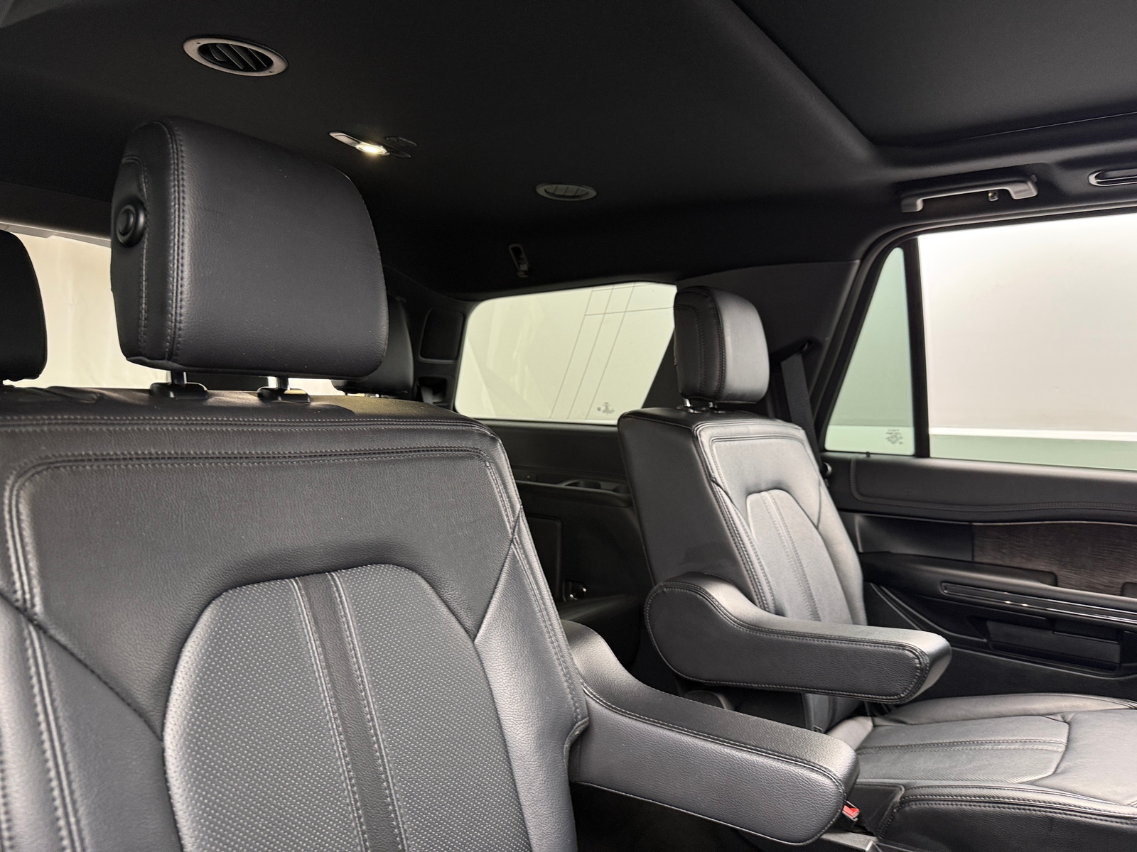 Thumbnail: 2020 Ford Expedition - 5