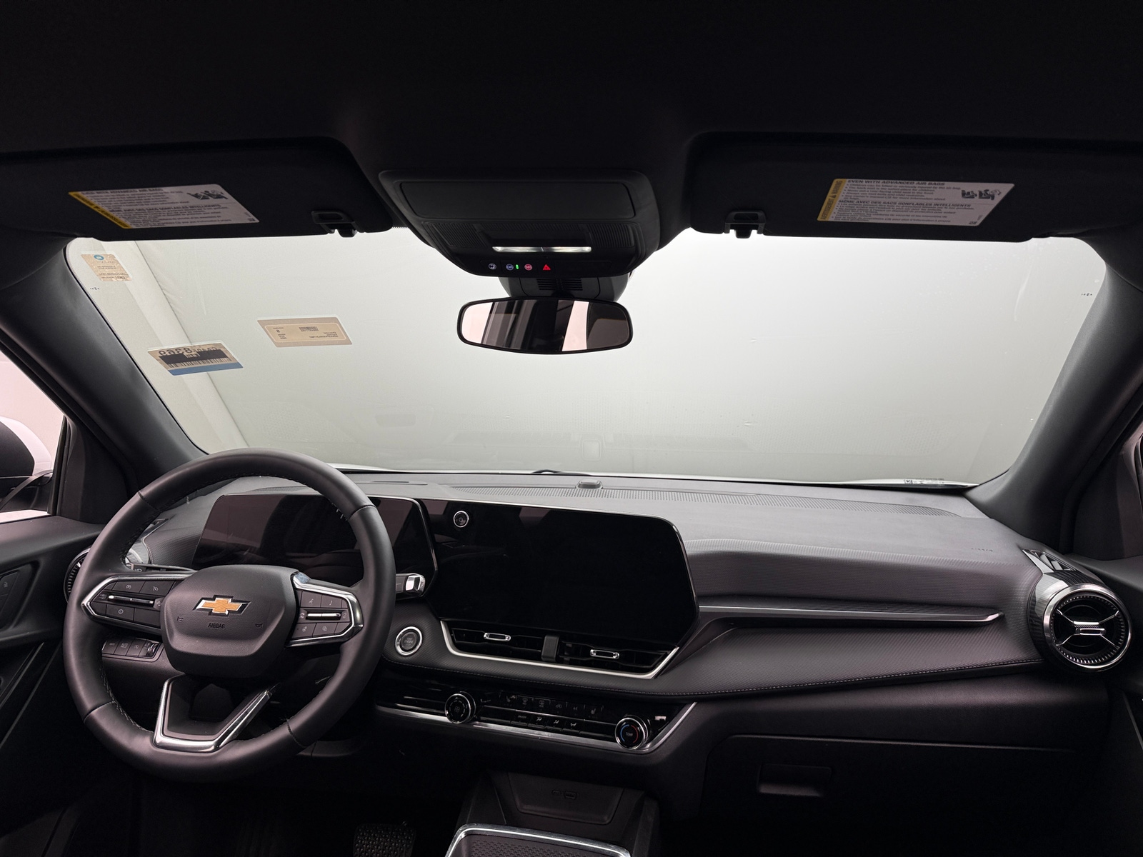 Thumbnail: 2025 Chevrolet Equinox - 3