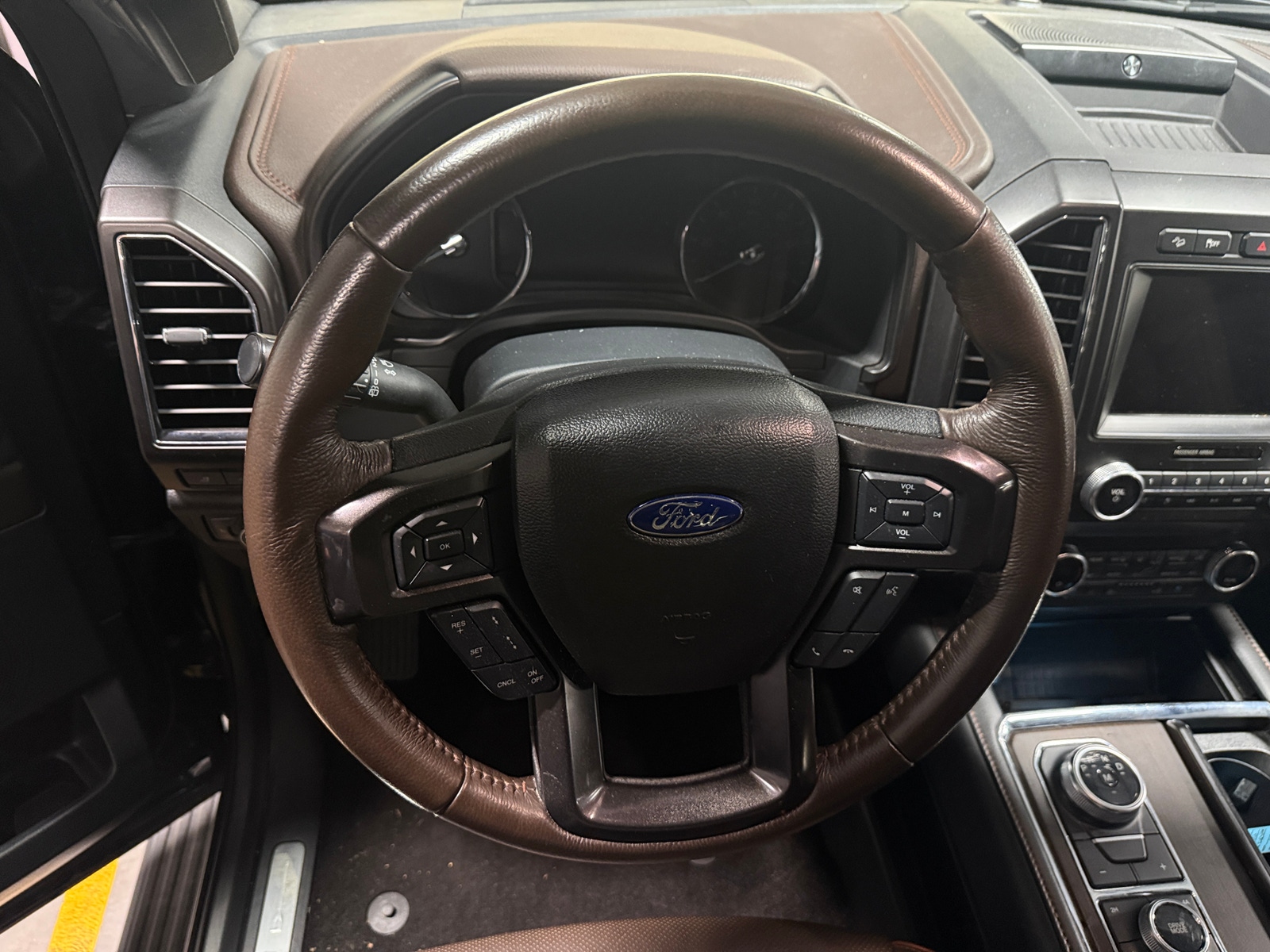 Thumbnail: 2021 Ford Expedition - 4