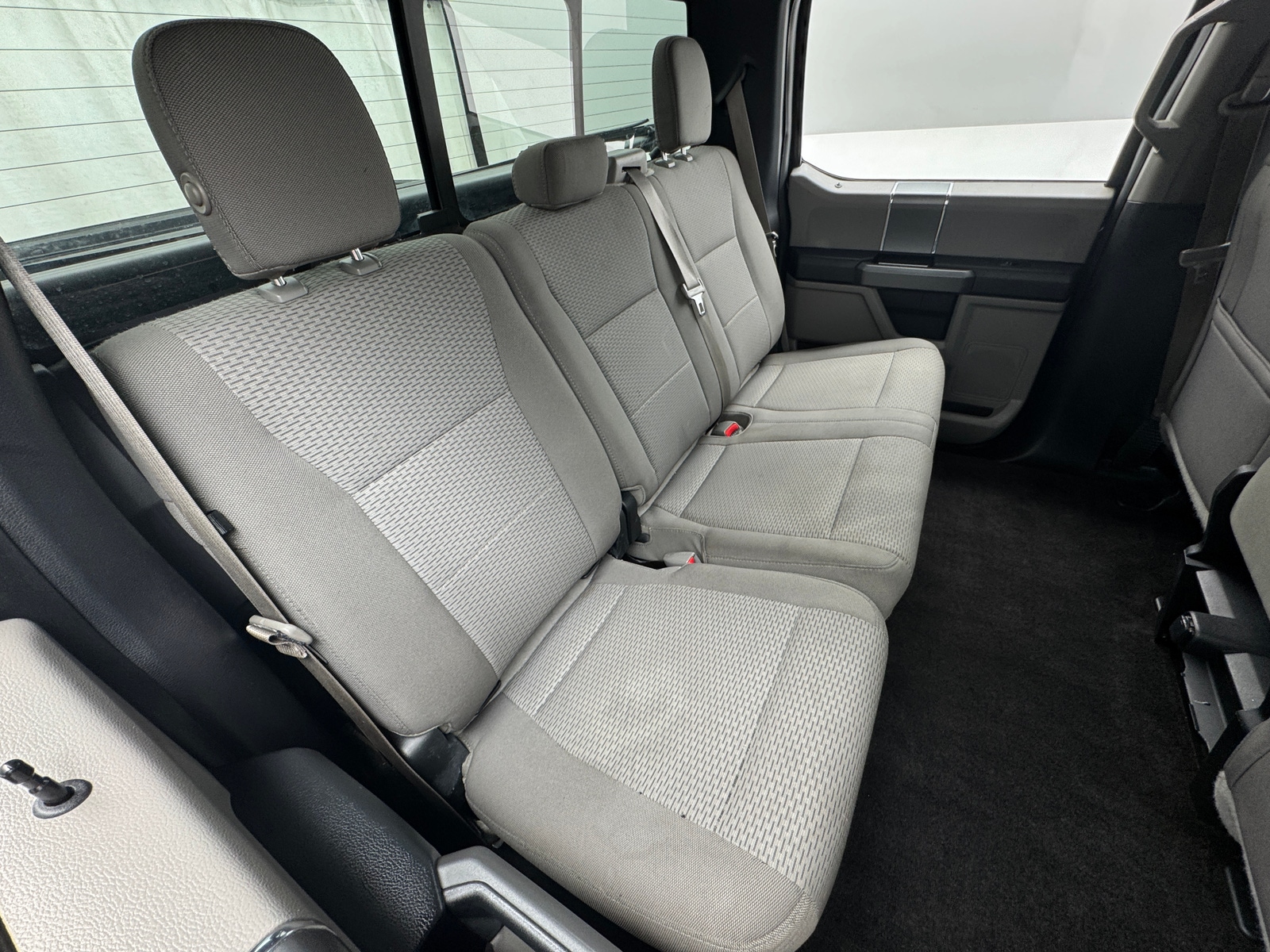 Thumbnail: 2017 Ford Econoline - 6