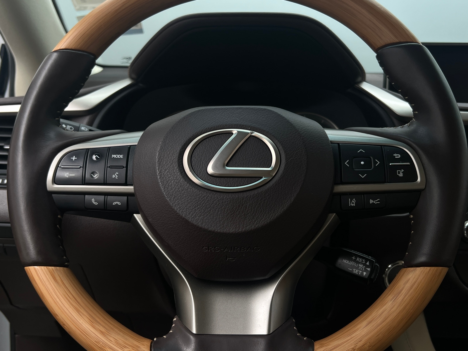 Thumbnail: 2017 Lexus RX - 5