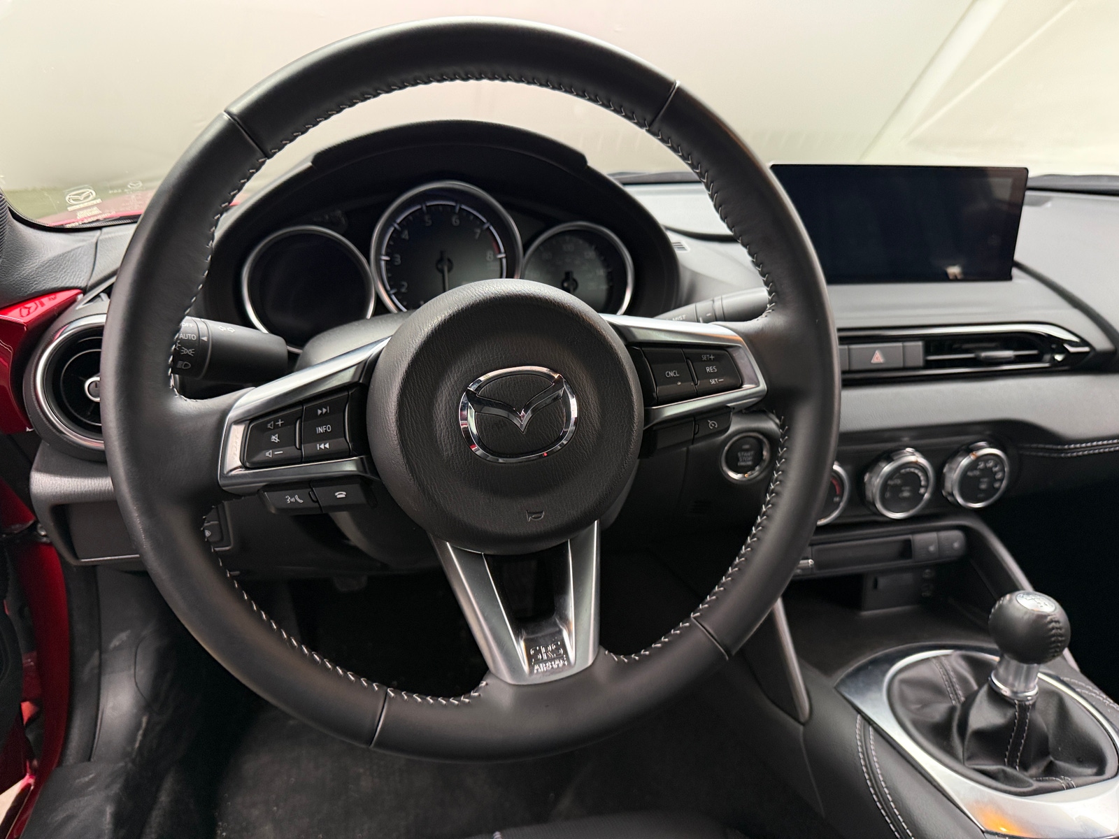 Thumbnail: 2024 Mazda MX-5 Miata - 4