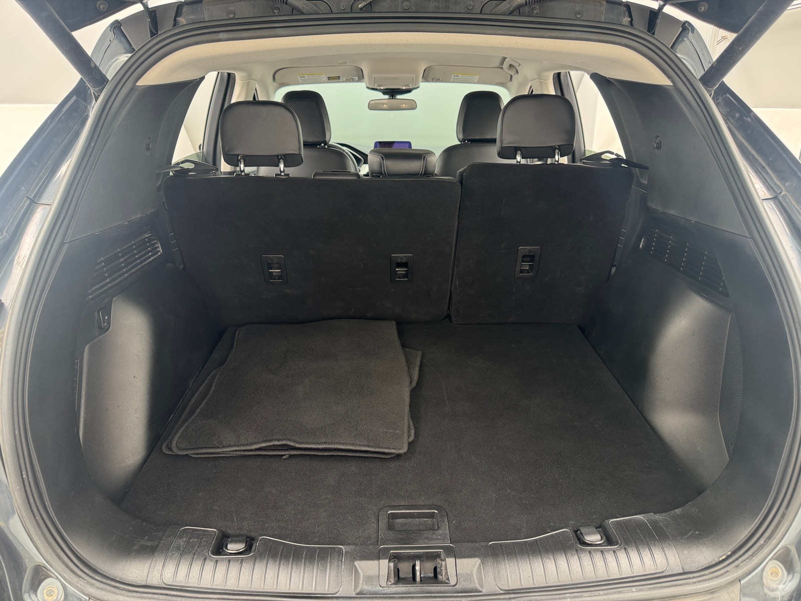 Thumbnail: 2022 Ford Escape - 6