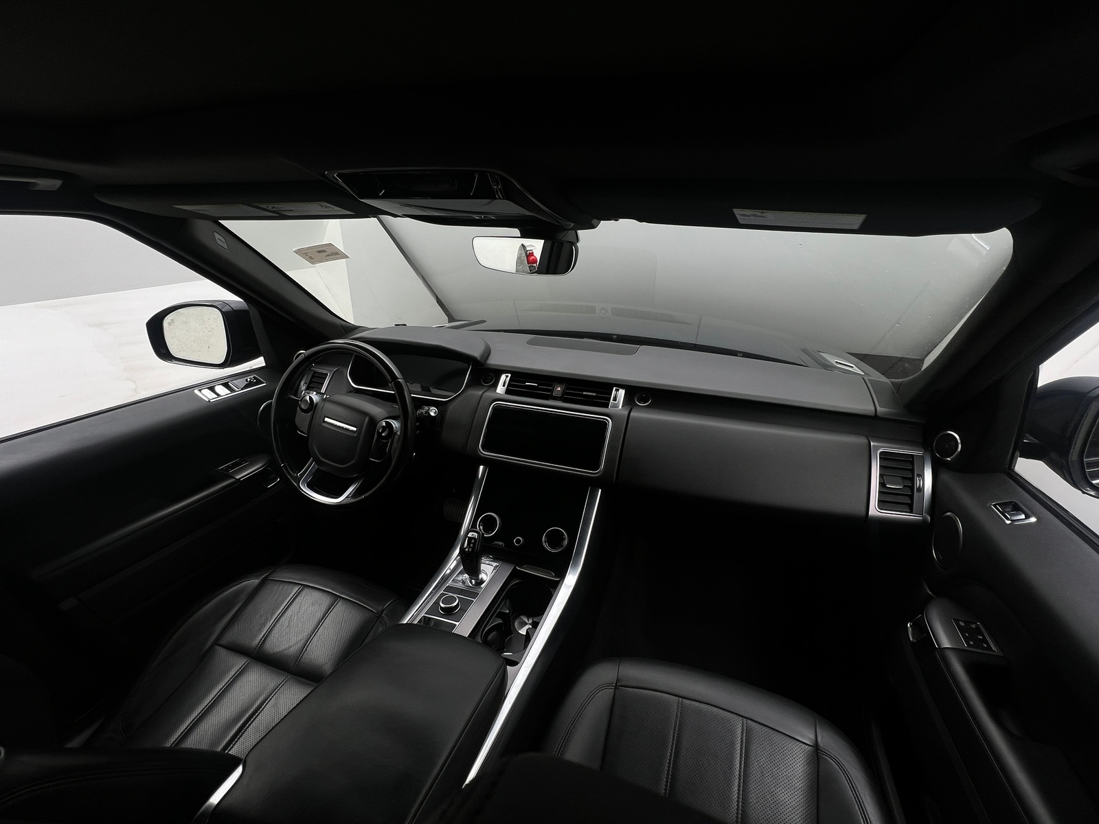 Thumbnail: 2019 Land Rover Range Rover Sport - 2