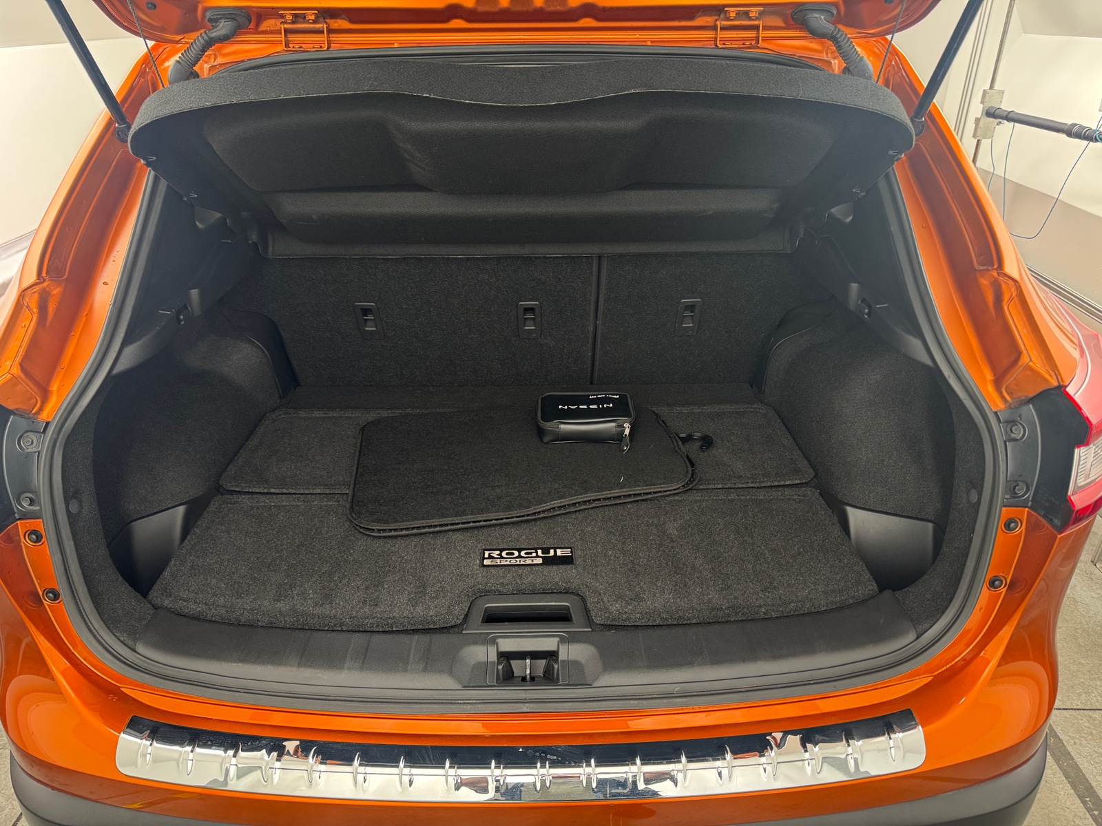 Thumbnail: 2022 Nissan Rogue Sport - 7