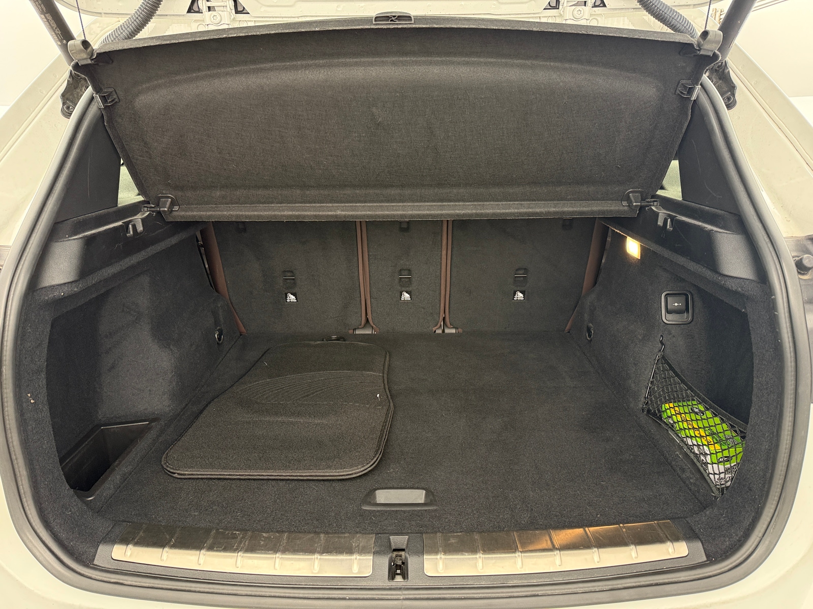 Thumbnail: 2019 BMW X1 - 6