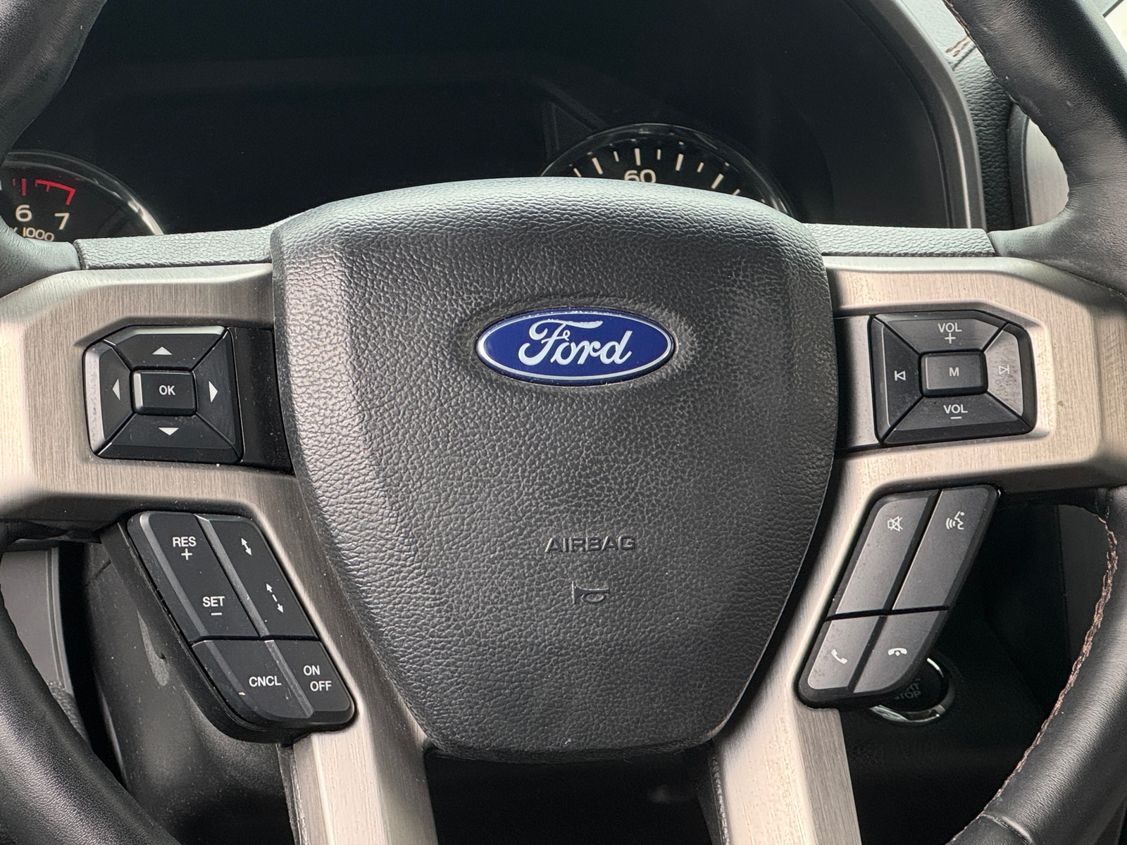 Thumbnail: 2019 Ford Econoline - 4