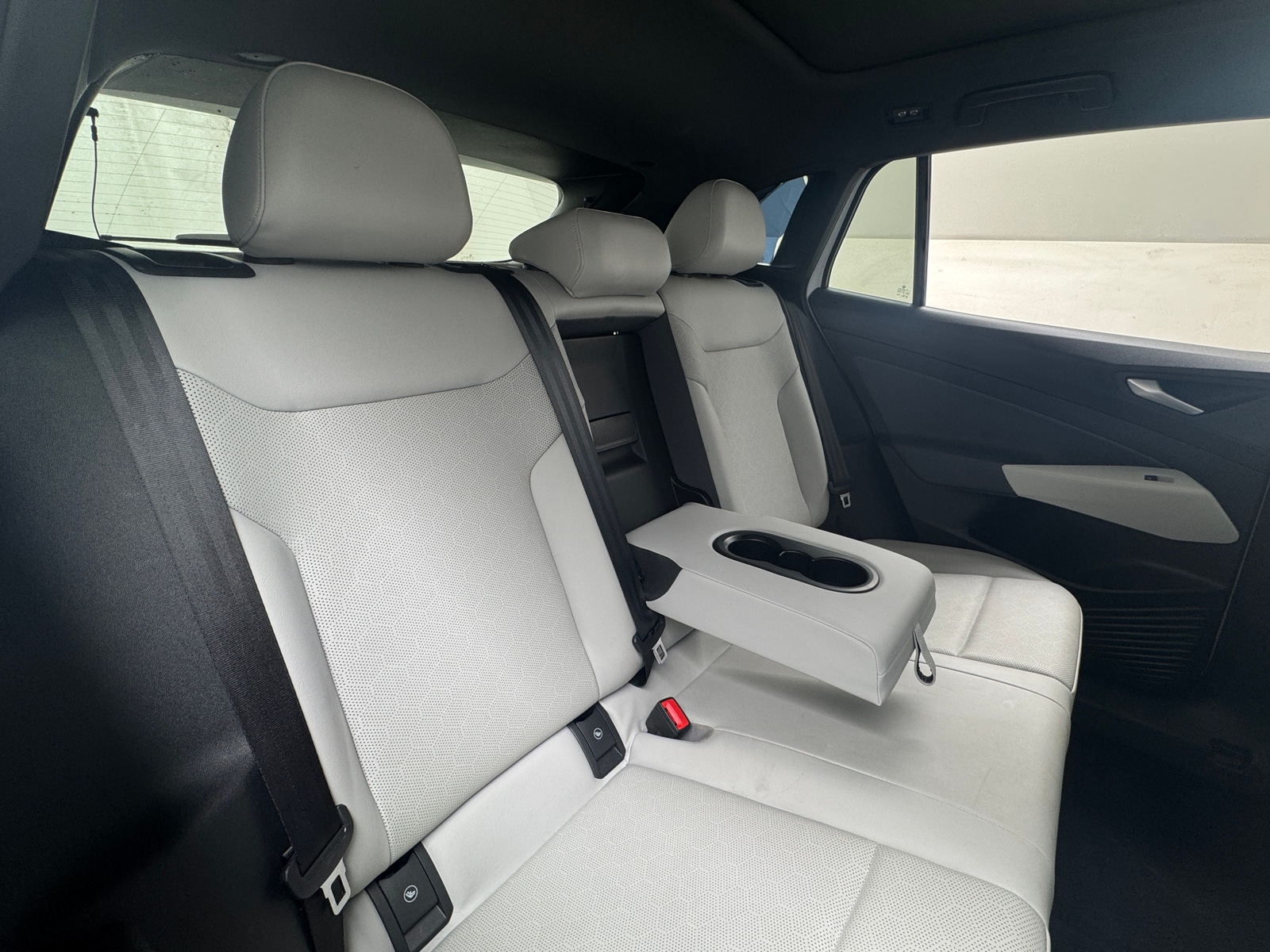 Thumbnail: 2021 Volkswagen ID.4 - 5