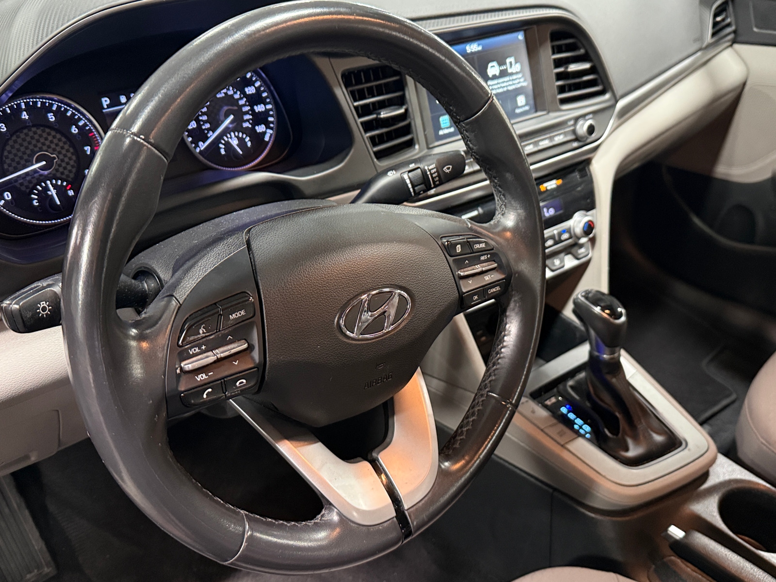 Thumbnail: 2020 Hyundai Elantra - 5