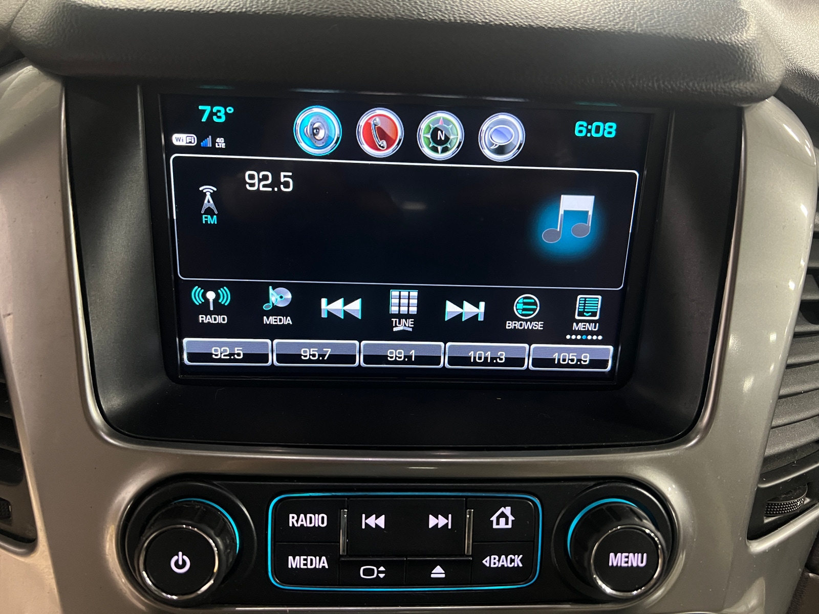 Thumbnail: 2018 Chevrolet Tahoe - 3