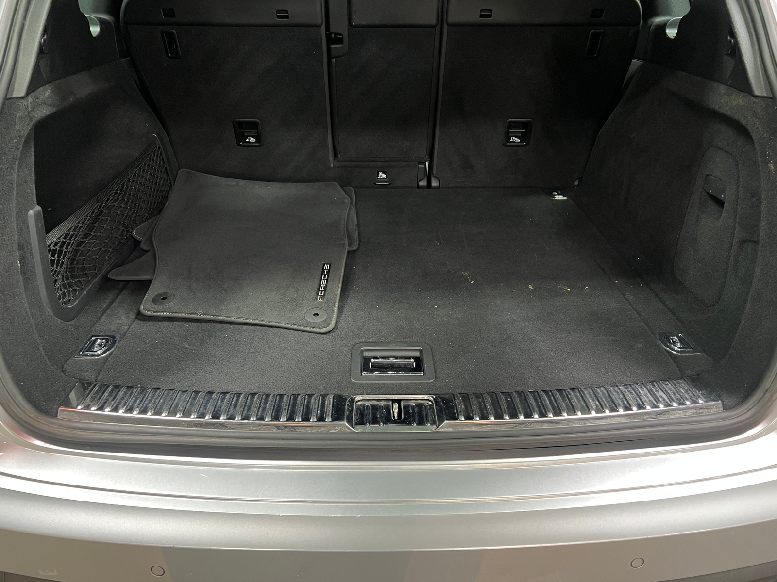 Thumbnail: 2016 Porsche Cayenne - 6