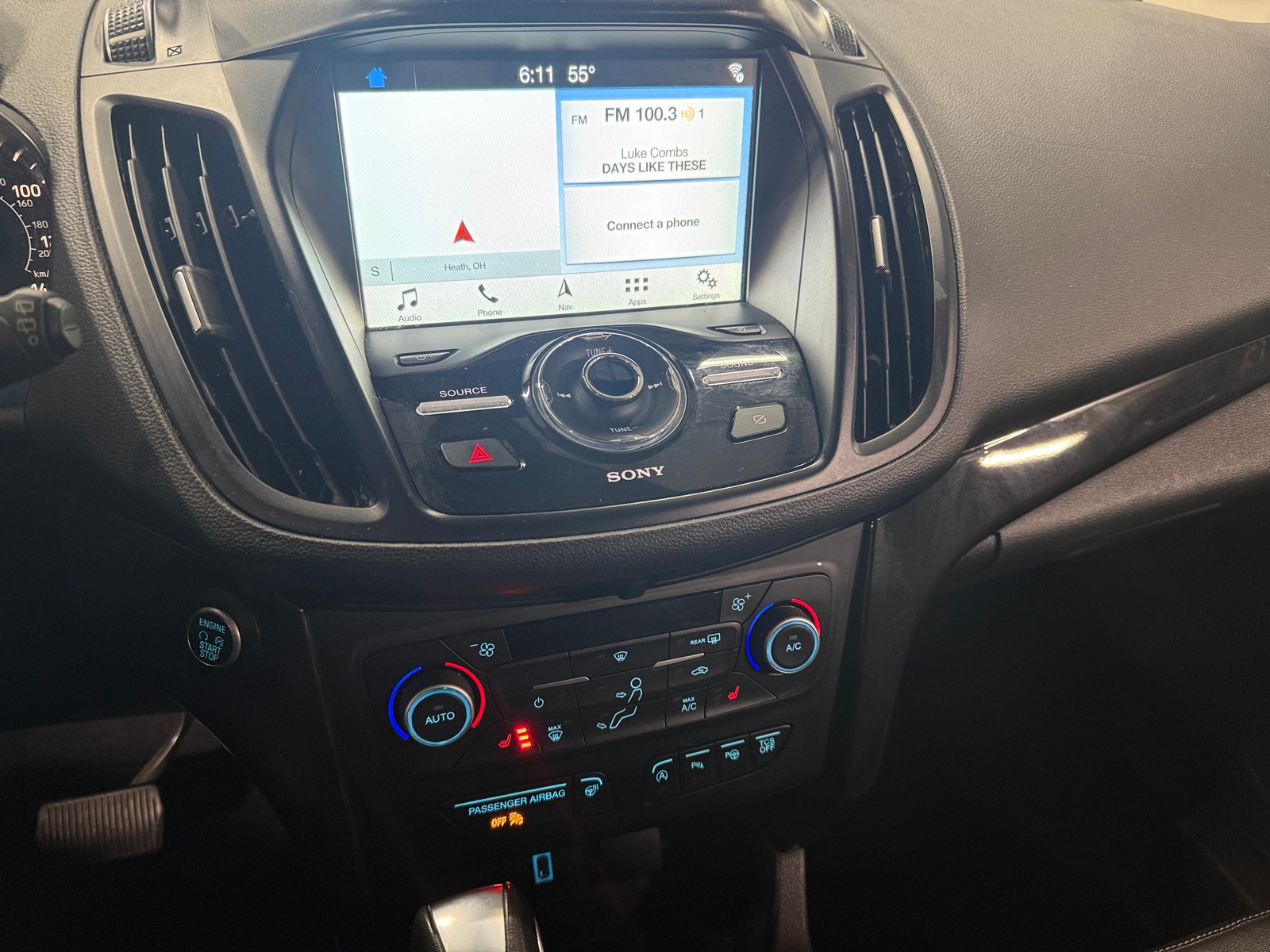 Thumbnail: 2019 Ford Escape - 3