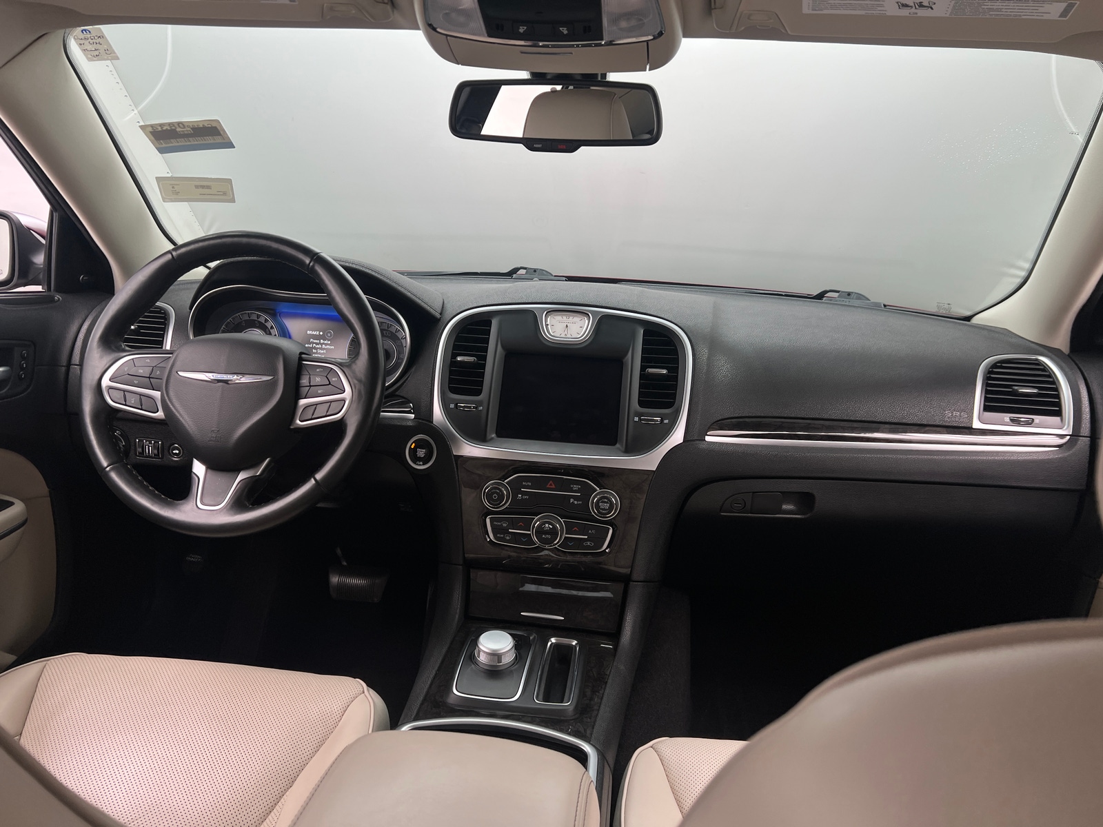 Thumbnail: 2021 Chrysler 300 - 2