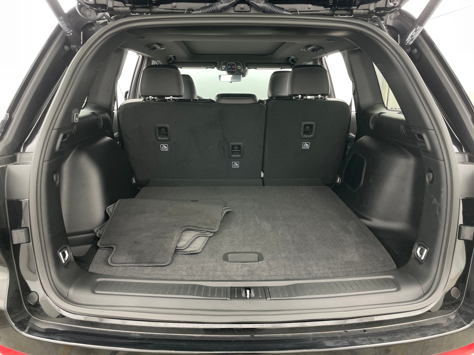 Thumbnail: 2025 Jeep Grand Cherokee - 6