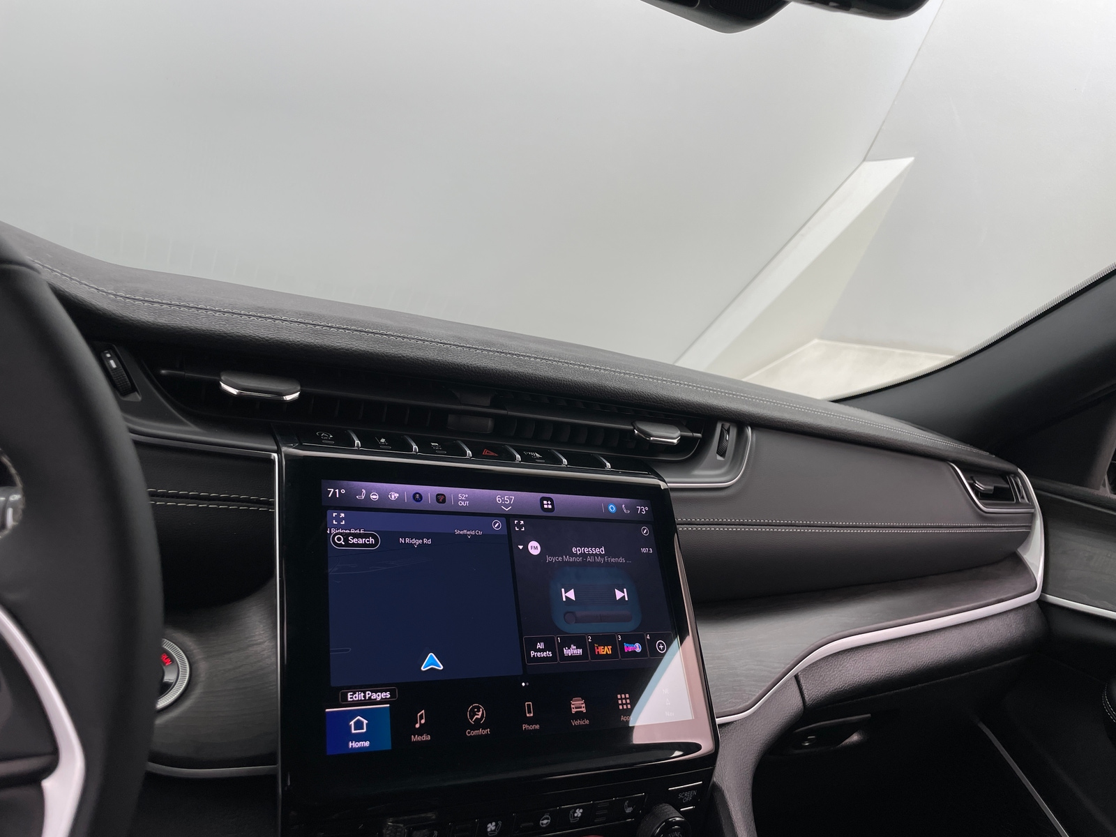 Thumbnail: 2025 Jeep Grand Cherokee - 3