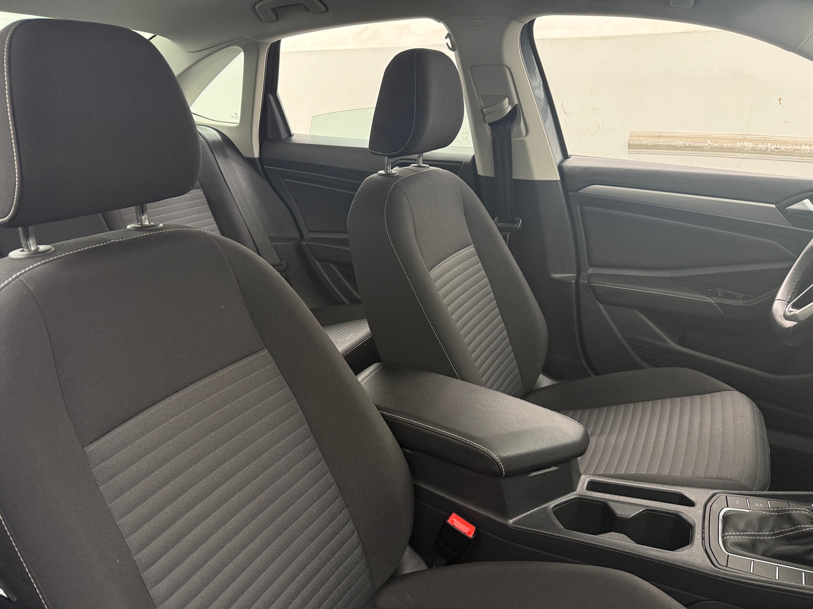 Thumbnail: 2024 Volkswagen Jetta - 2