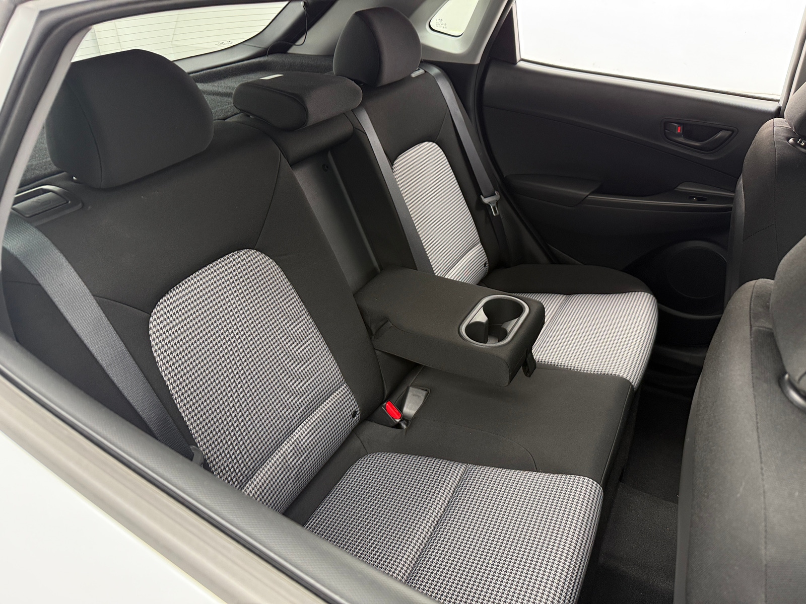 Thumbnail: 2022 Hyundai Kona - 6