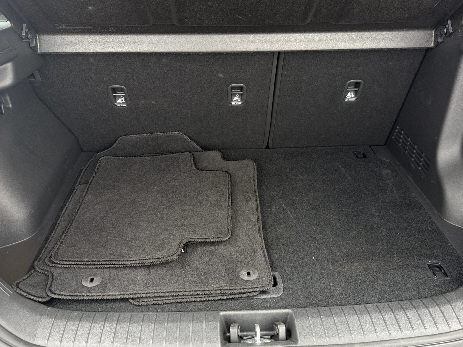 Thumbnail: 2022 Hyundai Kona - 7