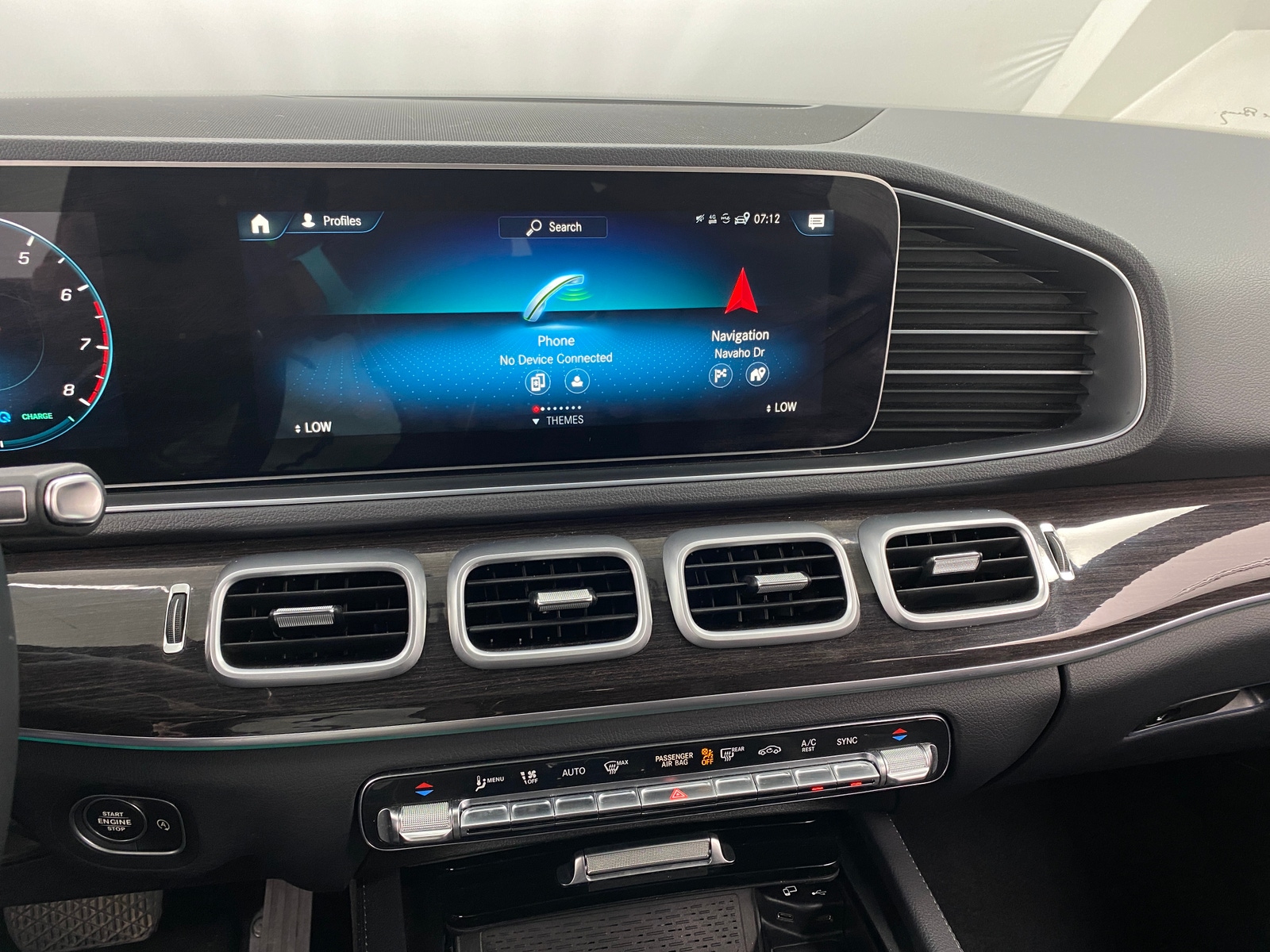 Thumbnail: 2021 Mercedes-Benz GLE - 3