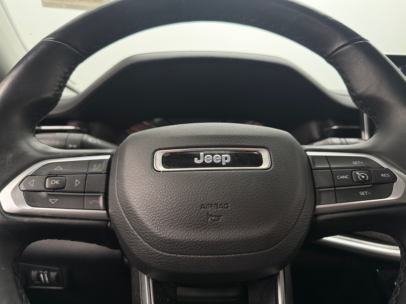 Thumbnail: 2022 Jeep Compass - 4