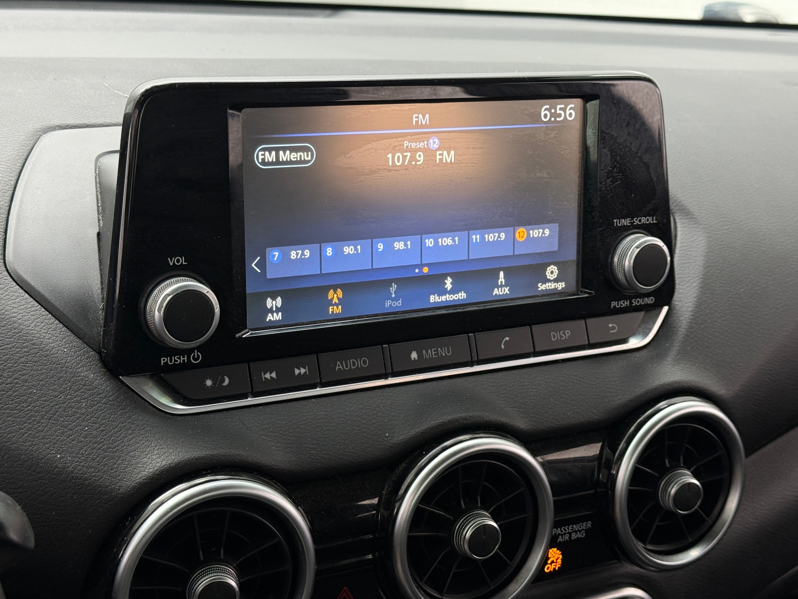 Thumbnail: 2020 Nissan Sentra - 4