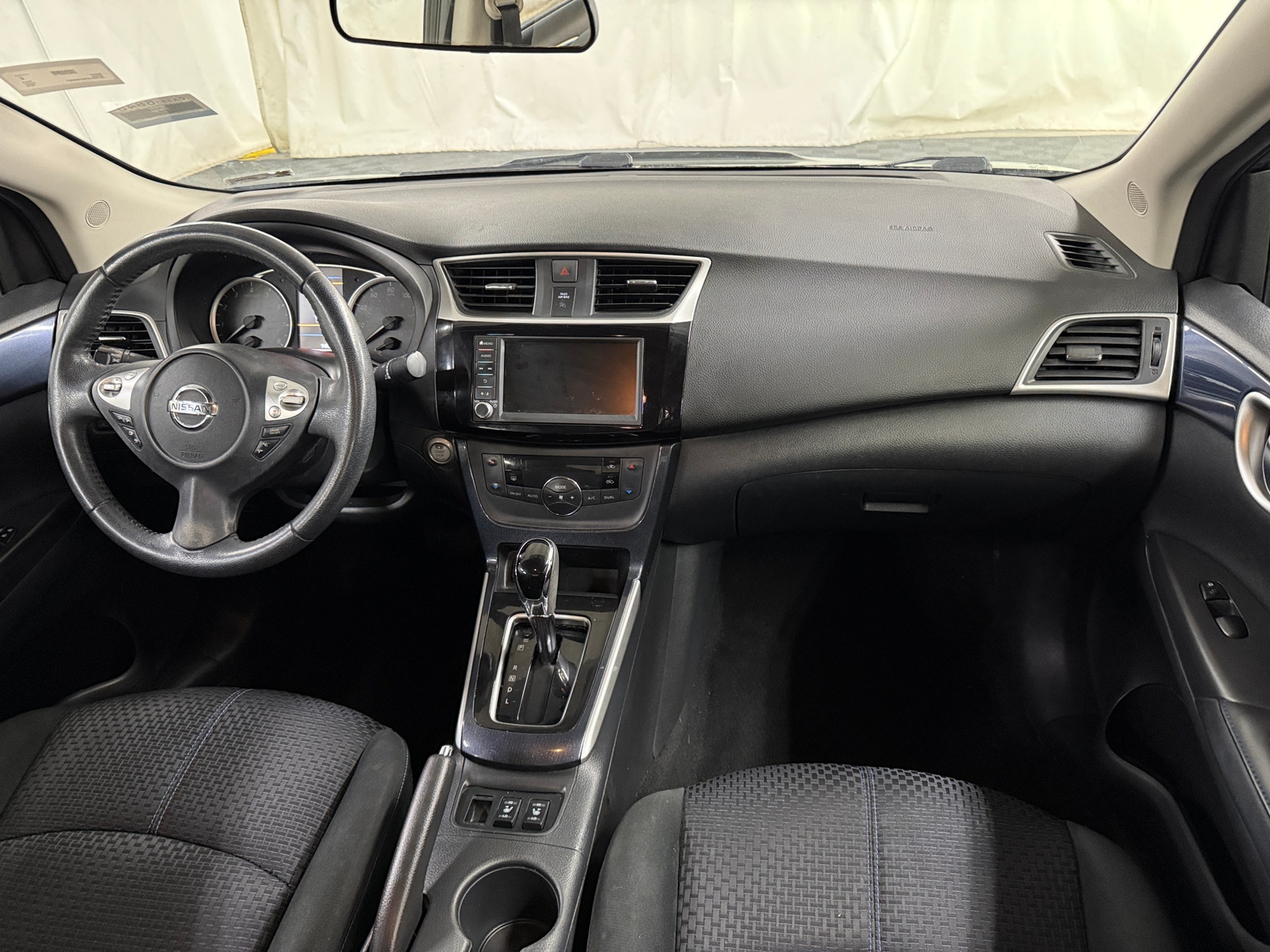 Thumbnail: 2019 Nissan Sentra - 3