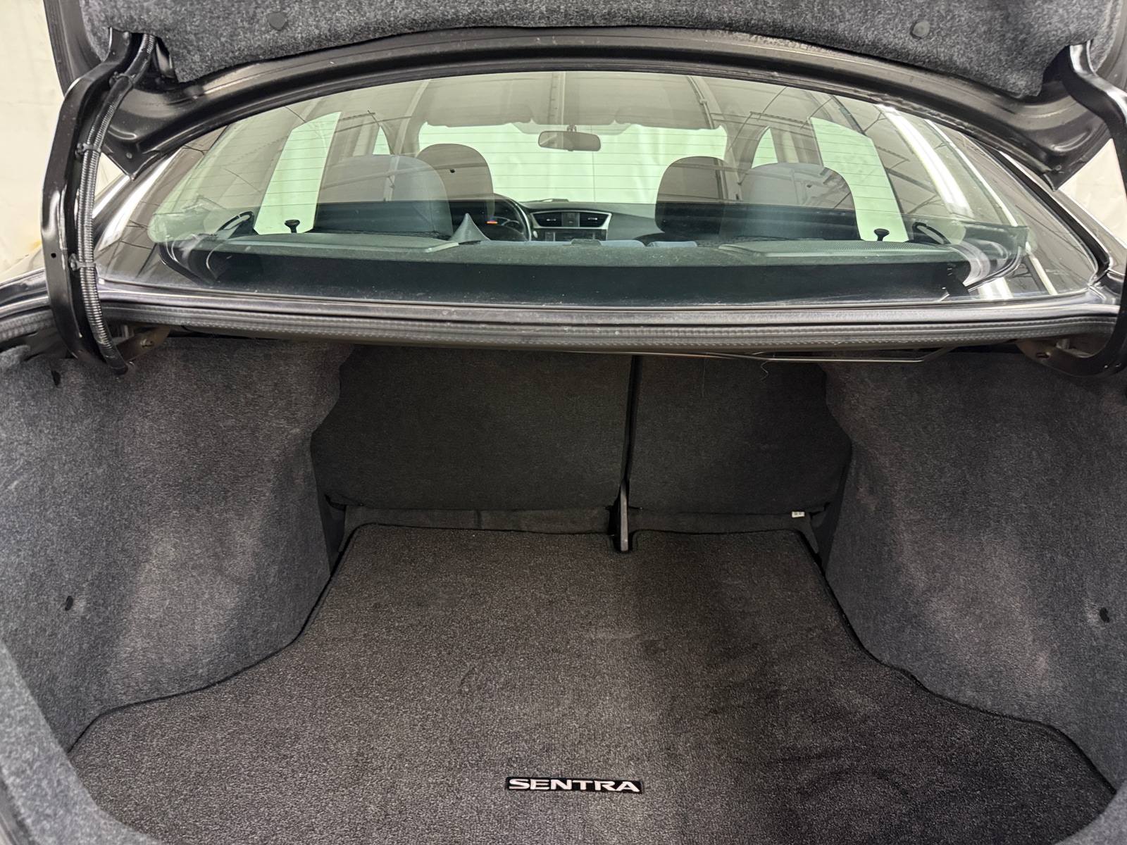 Thumbnail: 2019 Nissan Sentra - 7