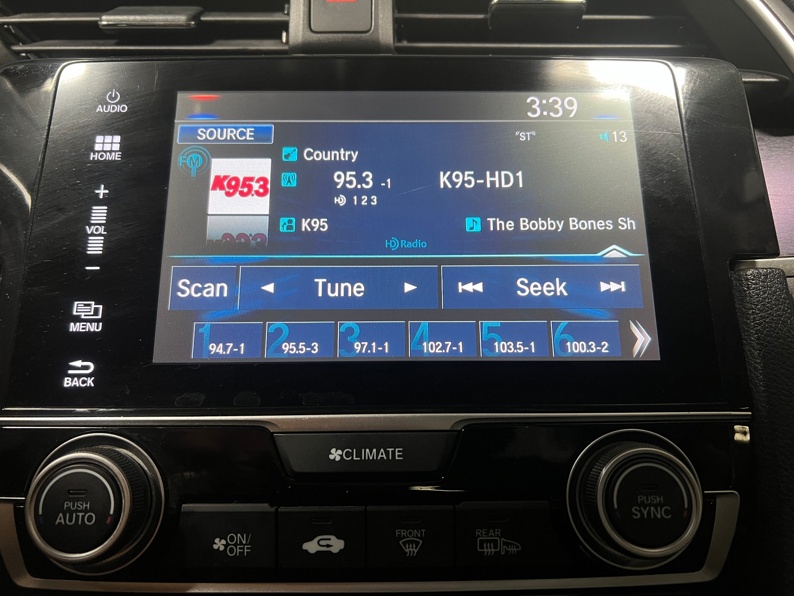 Thumbnail: 2016 Honda Civic - 3