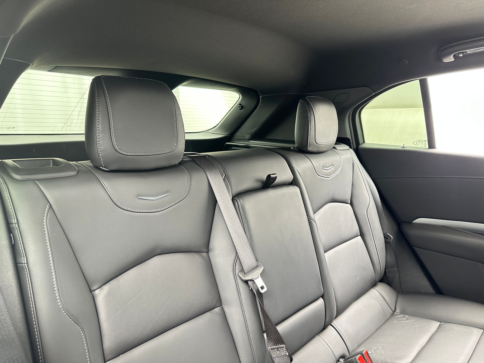 Thumbnail: 2022 Cadillac XT4 - 5