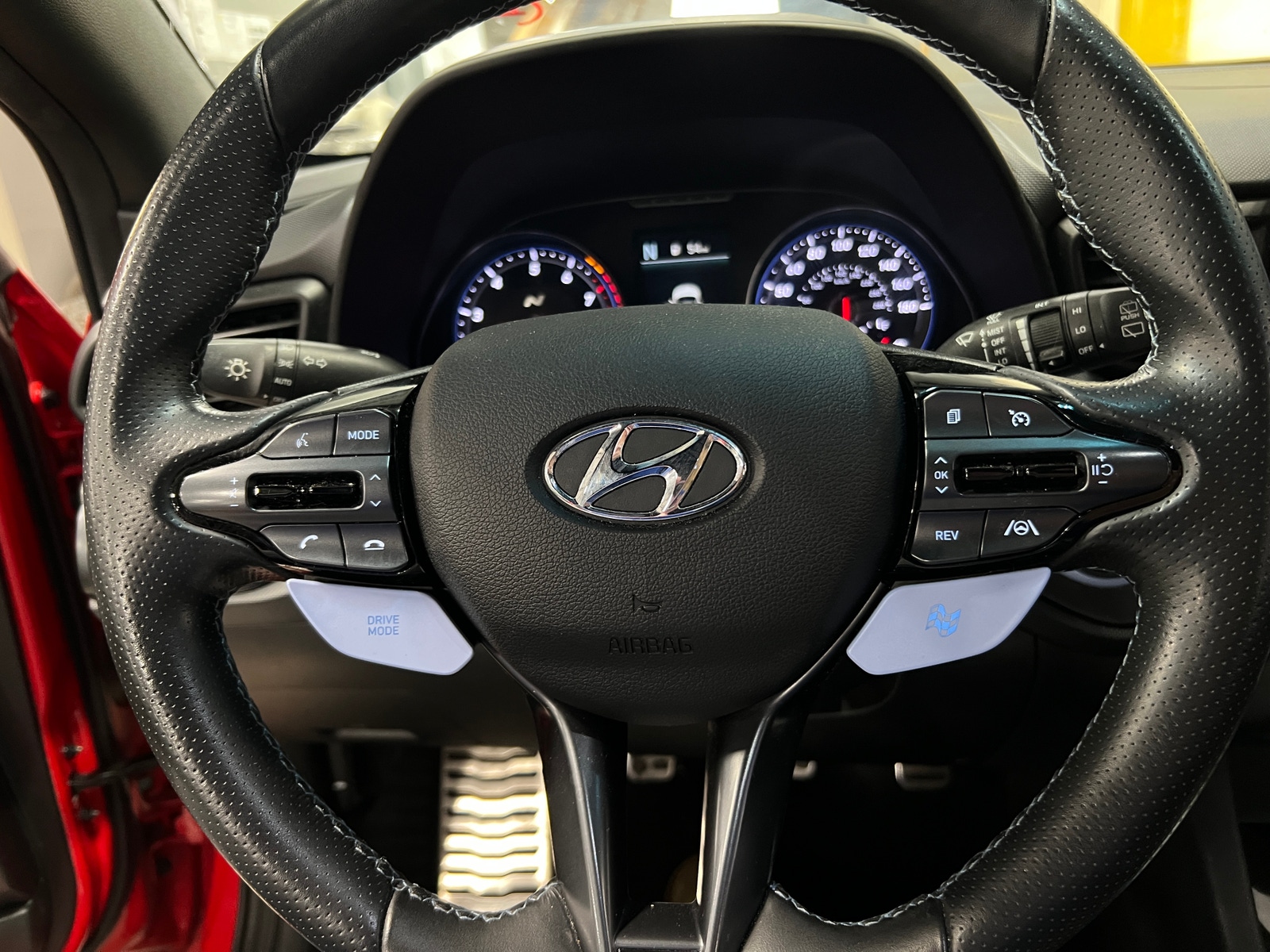 Thumbnail: 2022 Hyundai Veloster - 3