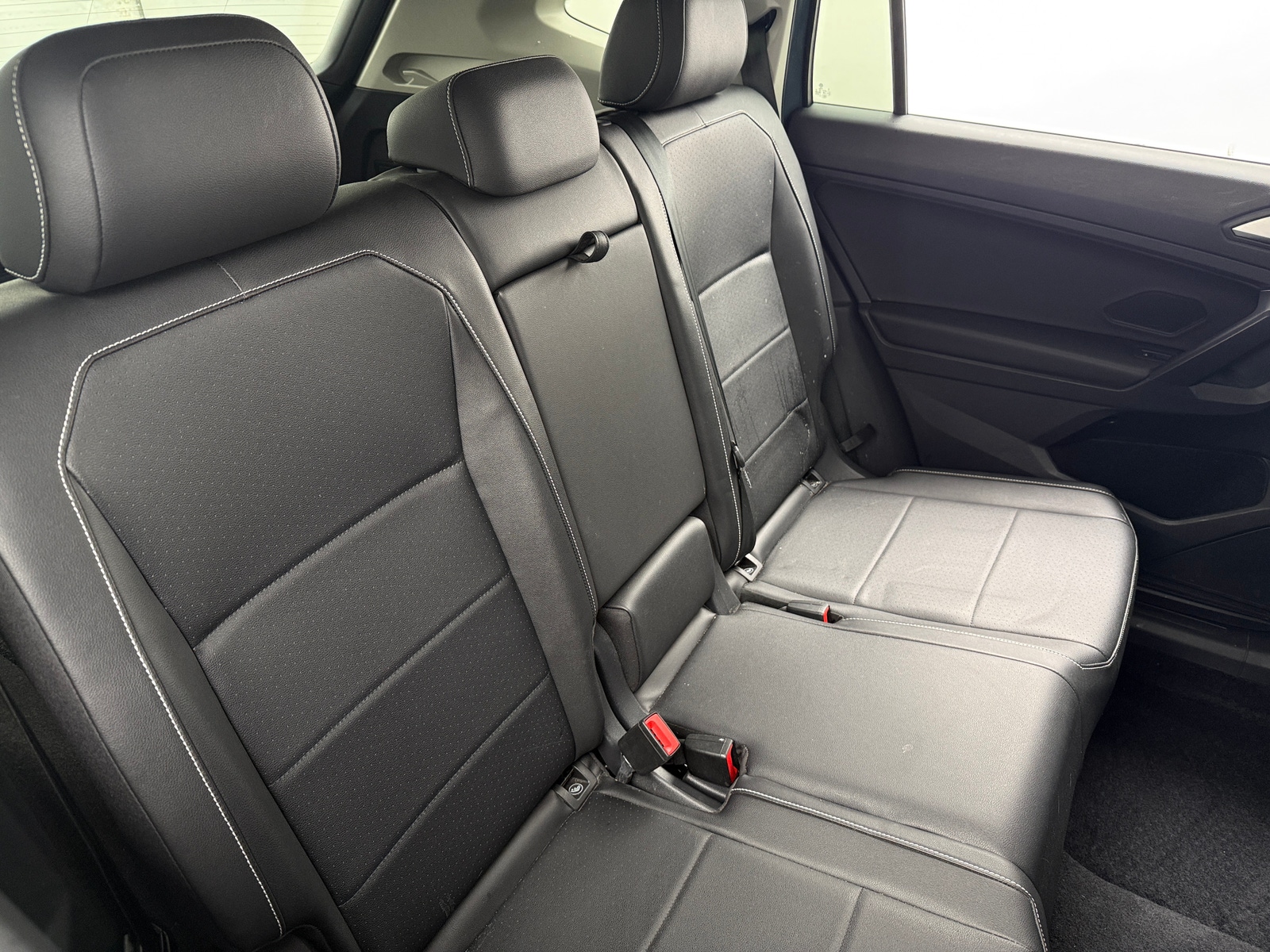 Thumbnail: 2021 Volkswagen Tiguan - 5