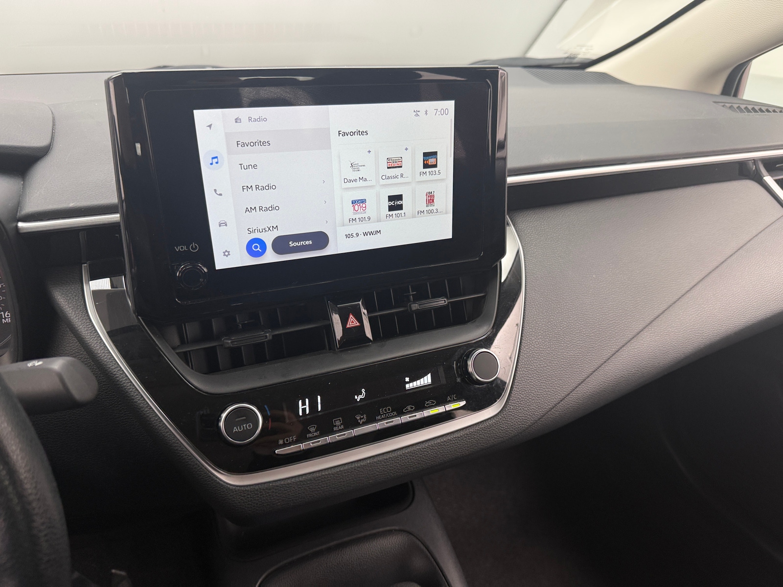 Thumbnail: 2024 Toyota Corolla - 4