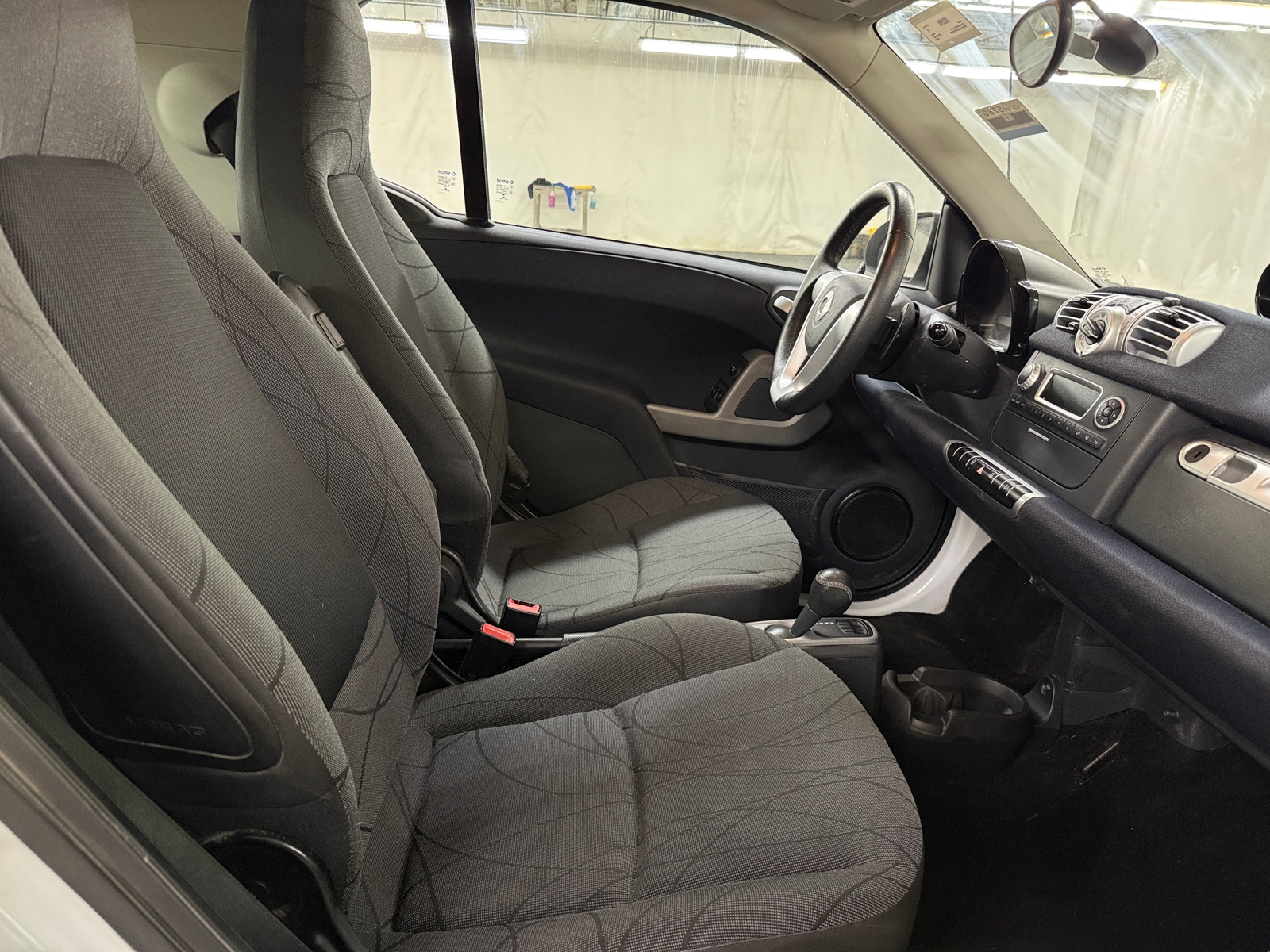 Thumbnail: 2015 smart fortwo - 2