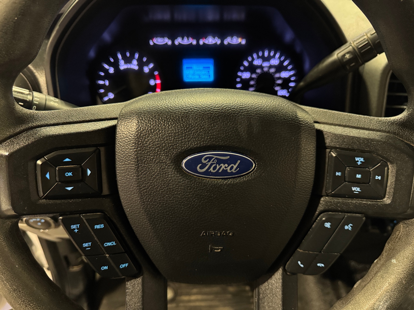 Thumbnail: 2020 Ford Econoline - 4