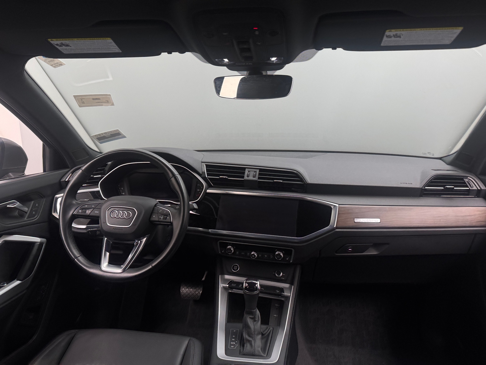 Thumbnail: 2022 Audi Q3 - 2