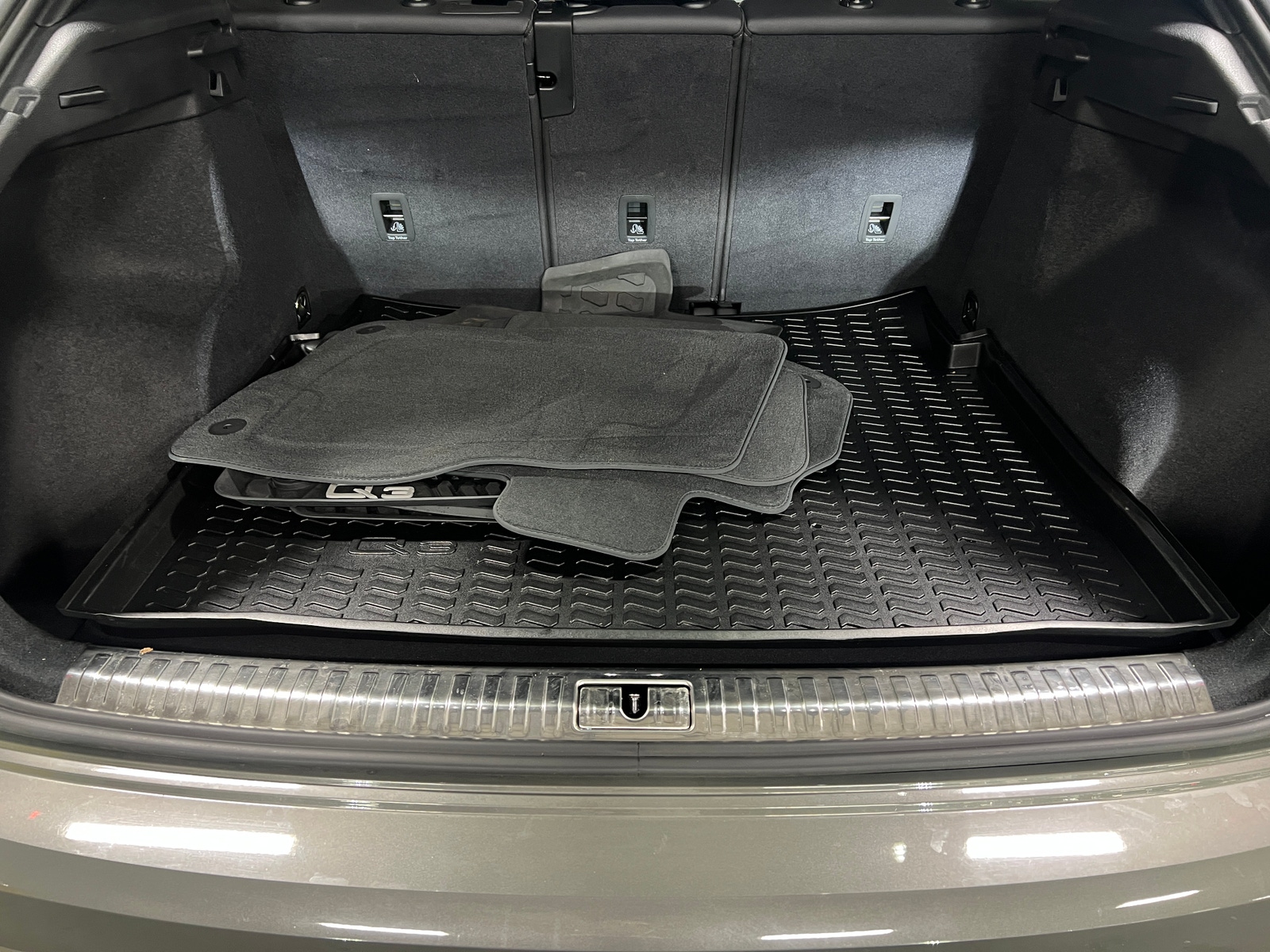 Thumbnail: 2022 Audi Q3 - 6