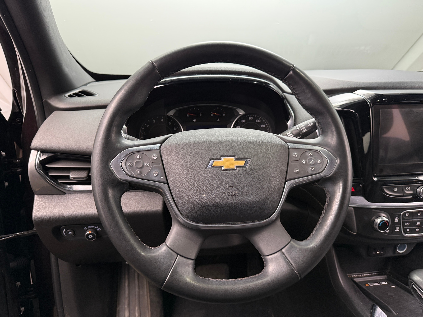 Thumbnail: 2023 Chevrolet Traverse - 4