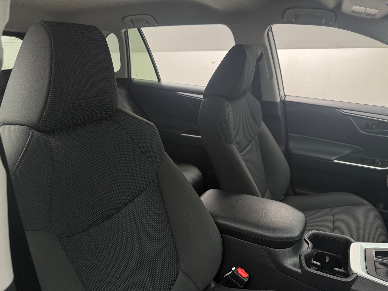 Thumbnail: 2022 Toyota RAV4 - 2