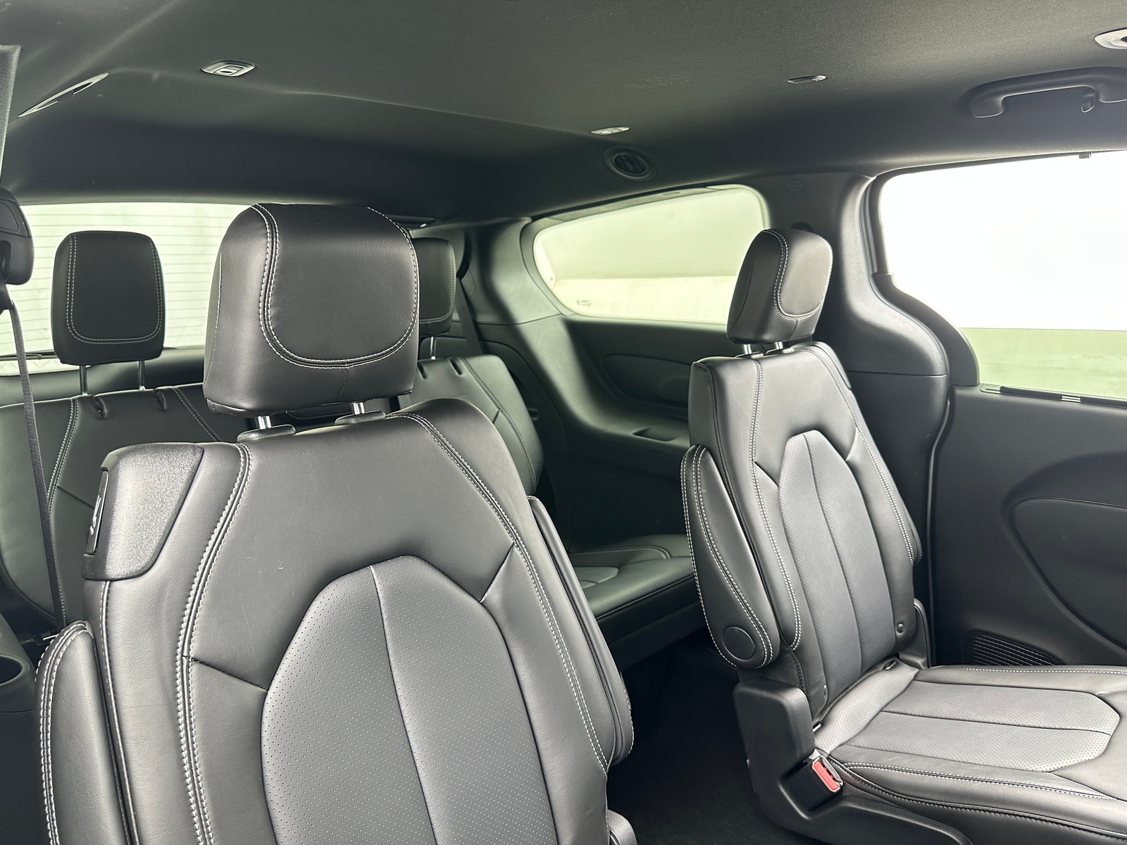 Thumbnail: 2024 Chrysler Pacifica - 5