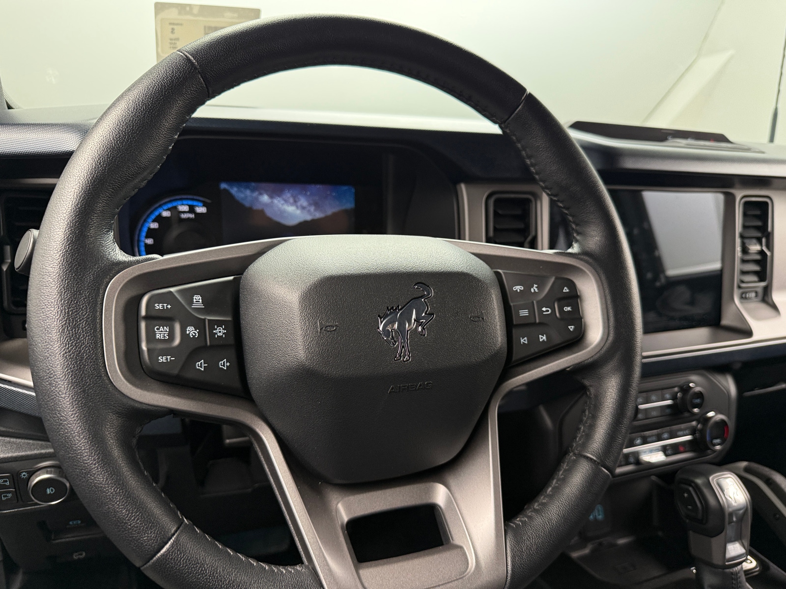 Thumbnail: 2021 Ford Bronco - 4