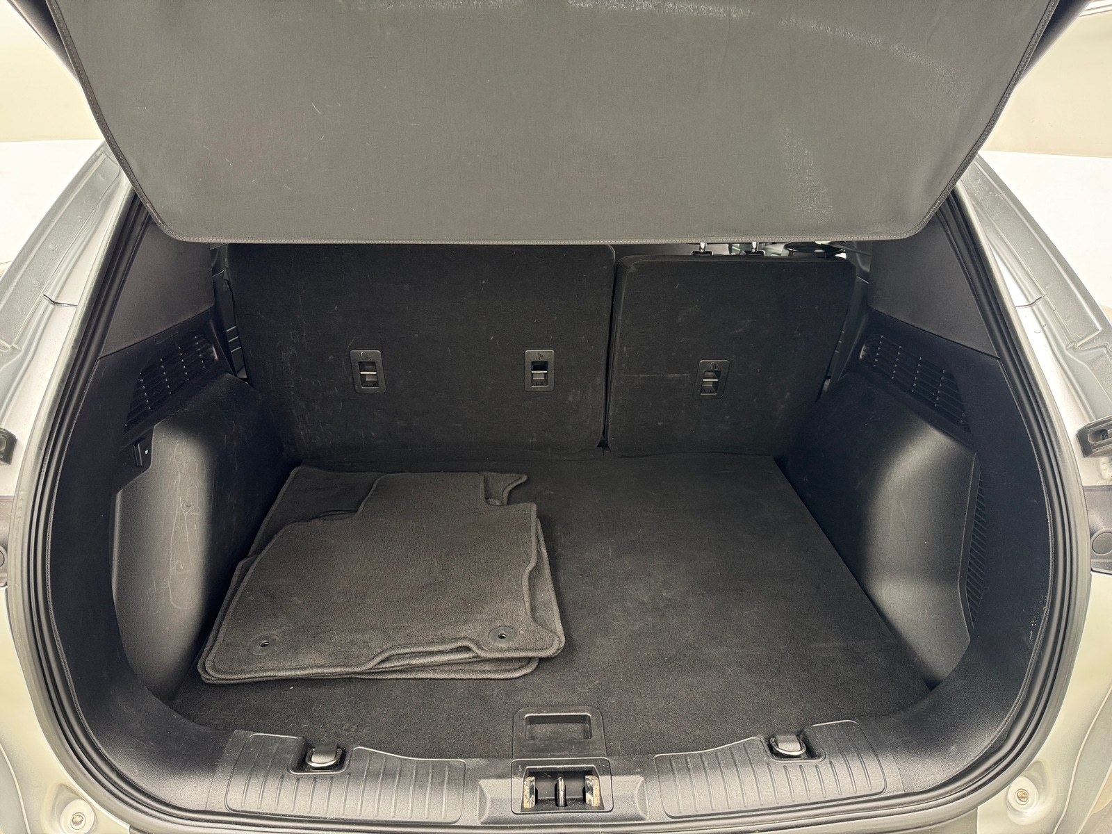 Thumbnail: 2023 Ford Escape - 7