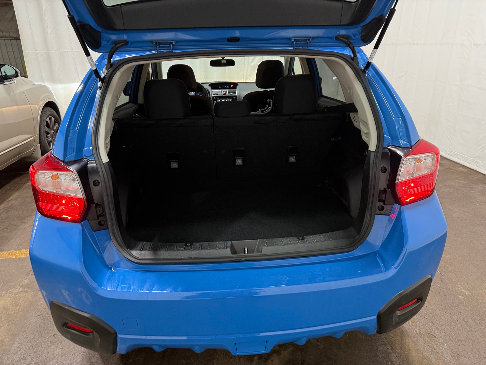 Thumbnail: 2017 Subaru Crosstrek - 7