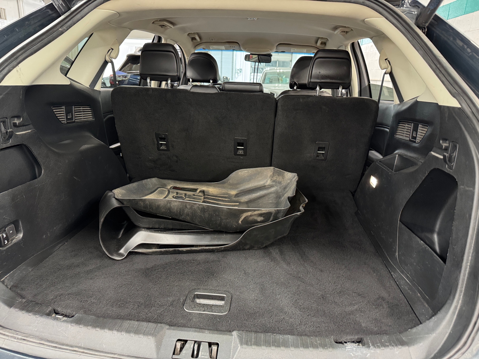 Thumbnail: 2019 Ford Edge - 7