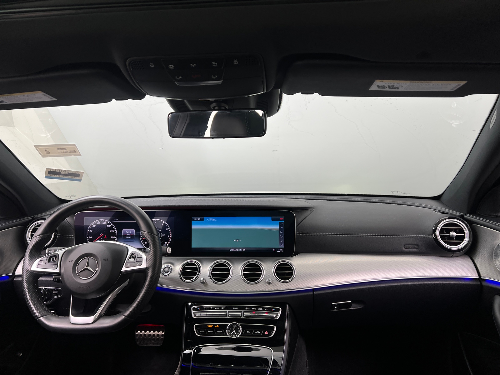 Thumbnail: 2018 Mercedes-Benz E-Class - 2